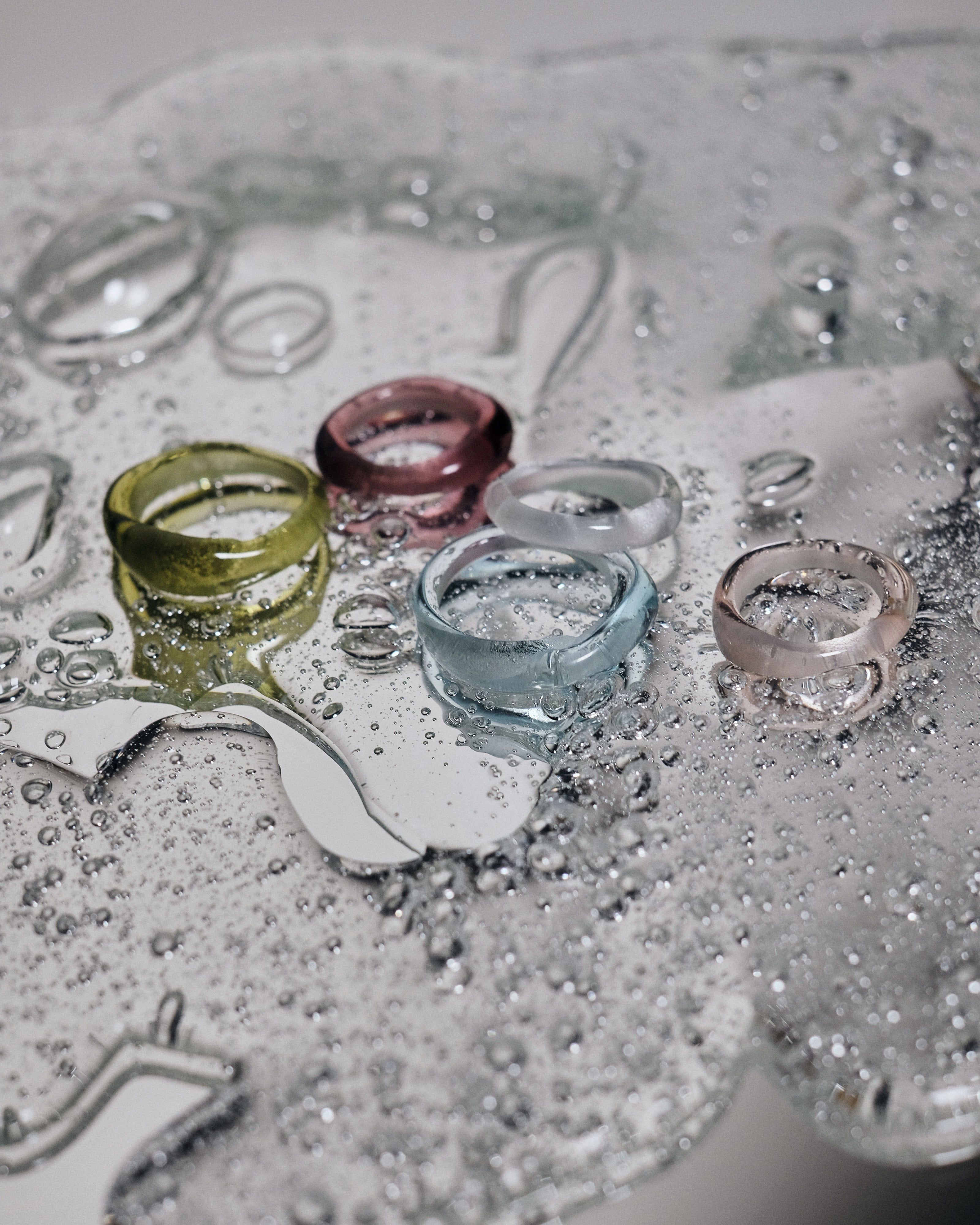 璃の戒 Glass rings