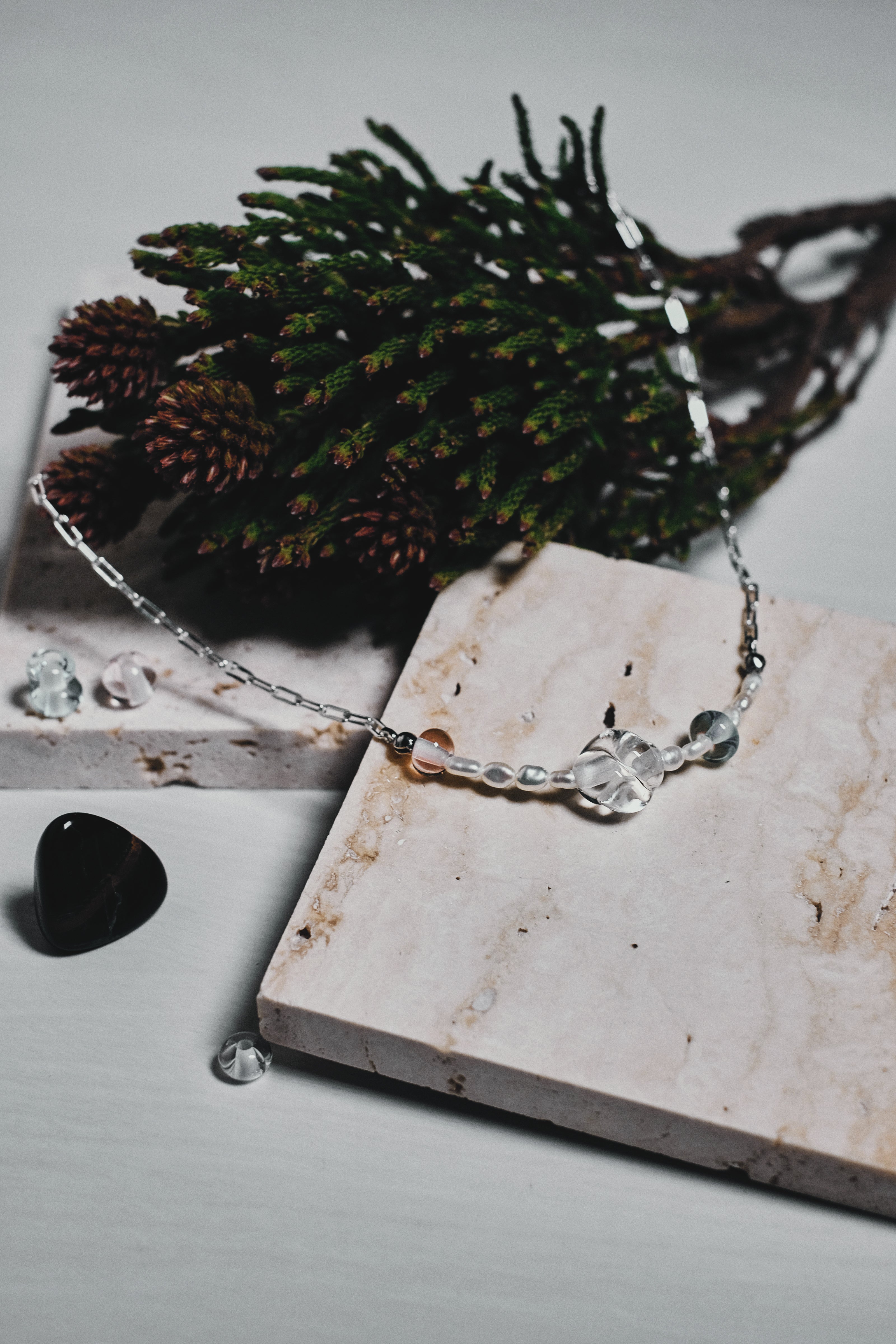 空に Glass Necklaces